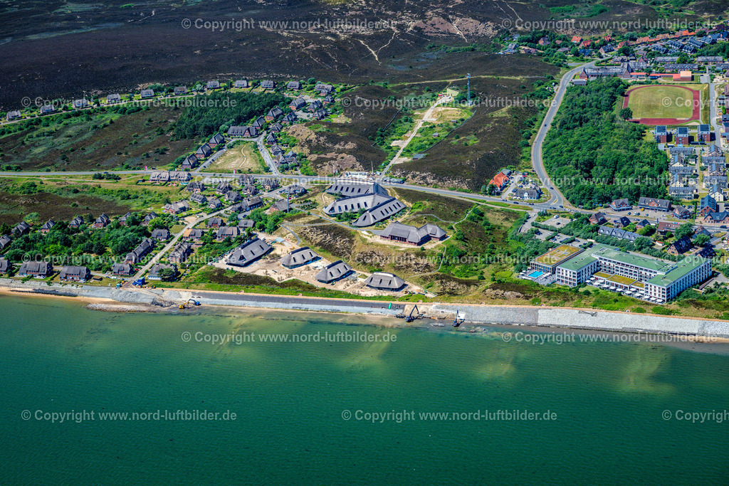 Sylt_List_Lanser_Hof_Arosa_Hotel_ELS_6042210625 | LIST 13.08.2025 Hotelanlage " Lanserhof " an der Listlandstraße, Frischwassertal in List auf der Insel Sylt im Bundesland Schleswig-Holstein, Deutschland. Weiterführende Informationen bei: Lanserhof GmbH. // Hotel complex " Lanserhof " on Listlandstrasse, Frischwassertal in List on the island of Sylt in the federal state of Schleswig-Holstein, Germany. Further information at: Lanserhof GmbH. Foto: Martin Elsen