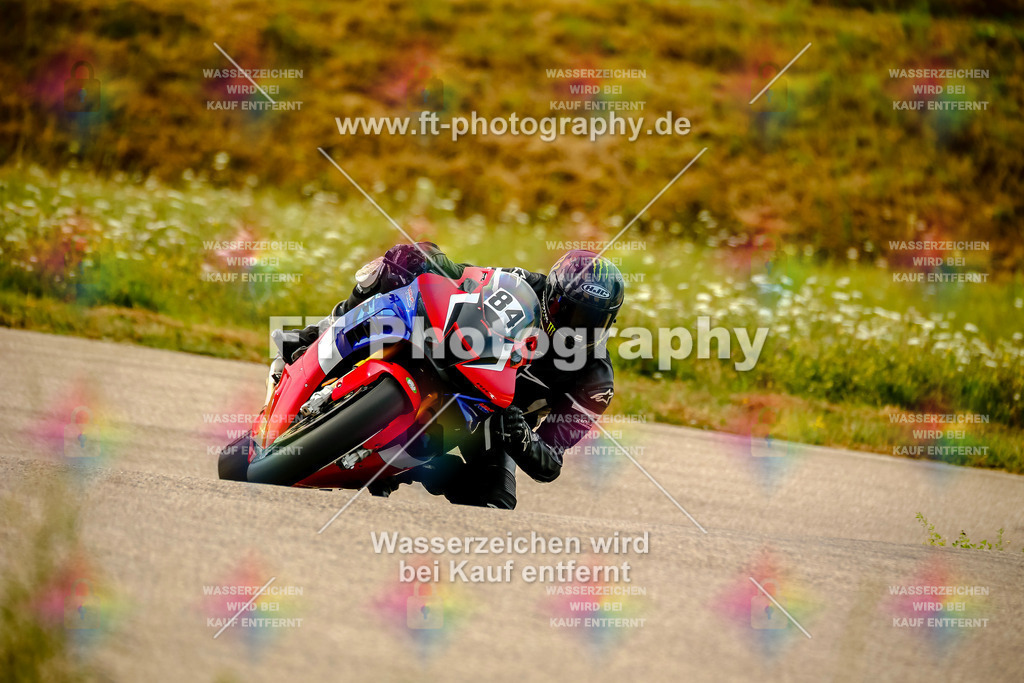 Chambley Juli-0712 | Hier findet Ihr Bilder von Touristenfahrten auf der Nürburgring Nordschleife oder von anderen Veranstaltungen die ich besucht habe. Viel Spass beim Durch Schauen 