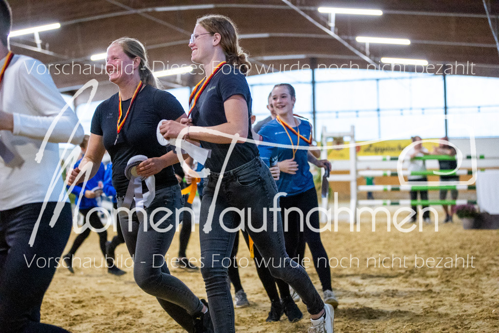 Platzierung5+6+7+NS-031 | MomenTaufnahmen Pferdesportfotos