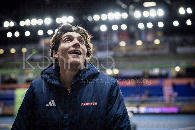 World Athletics Indoor Championships Kujawy Pomorze 26, 21.03.2026 | TORUN, POLAND - MARCH 21:  Armand DUPLANTIS (SWE) smiling before the men's pole vault during the World Athletics Indoor Championships Kujawy Pomorze 26 on day 2 / session 2 at Kujawsko-Pomorska Arena Torun on March 21, 2026 in Torun, Poland. 
