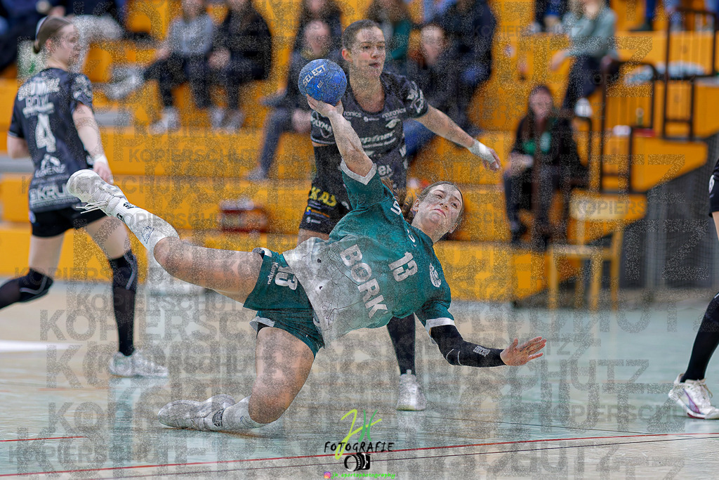 Frauen Regionalliga (HHV); HSG Kleenheim/Langgöns - HSG Baunatal | Frauen Regionalliga (HHV); HSG Kleenheim/Langgöns - HSG Baunatal am 23.11.2025 in Oberkleen (Weidig-Halle)Photo © 2025 - Jörg Heinrich - Realisiert mit Pictrs.com