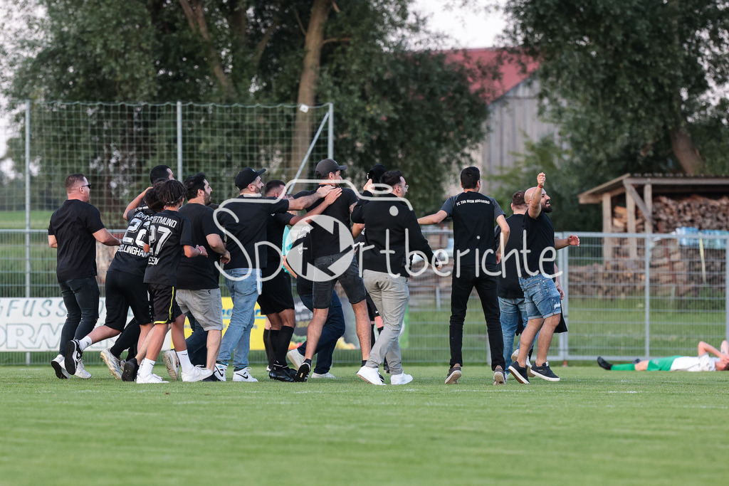 SG Mauerbach - FC Tur Abdin Augsburg | Professionelle Sportfotos aus den Bereichen Fußball, Eishockey, Handball und vieles mehr. Ob Sieg oder Niederlage