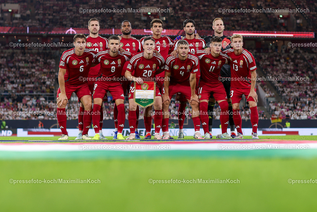 DFB07092402289 | 07.09.2024, Düsseldorf, UEFA Nations League, Deutschland – Ungarn, Merkur Spielarena, Division A, 2024/2025, Gruppe 3: Startelf Ungarn bei der Nationalhymne LR Dominik Szoboszlai (HUN #10) Peter Gulacsi (HUN #1) Andras Schäfer (HUN #13) Marton Dardai (HUN #4) Loic Nego (HUN #7) Botond Balogh (HUN #3) Willi Orban (HUN #6) Adam Nagy (HUN #8) Barnabas Varga (HUN #19) Roland Sallai (HUN #20) Milos Kerkez (HUN #11) DFB regulations prohibit any use of photographs as image sequences and or quasi-video.