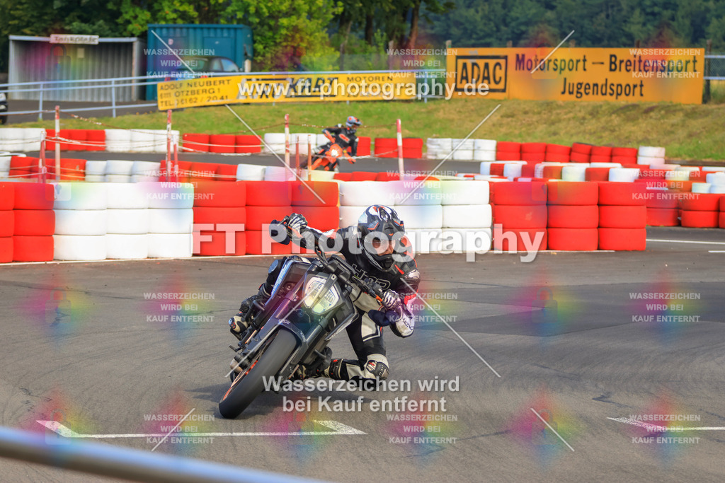 _DSK2237 | Hier findet Ihr Bilder von Touristenfahrten auf der Nürburgring Nordschleife oder von anderen Veranstaltungen die ich besucht habe. Viel Spass beim Durch Schauen 