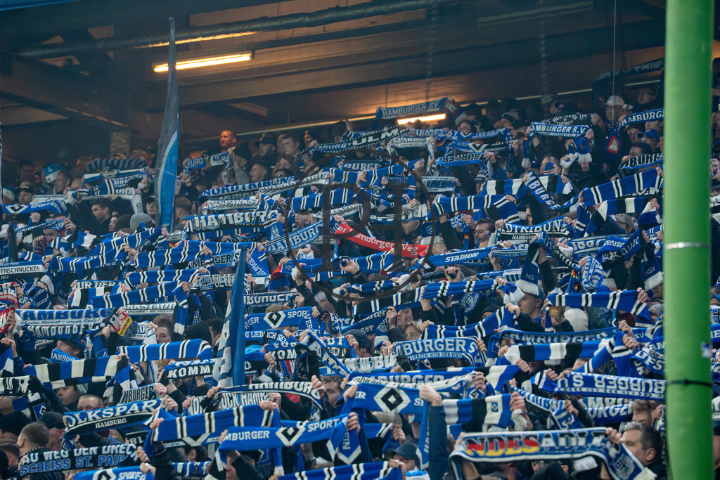 15.Spieltag HSV - SGE_SC-1 | Philipp-Heist - Realisiert mit Pictrs.com