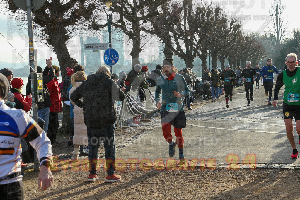 241231_1202_EX1_3581 | Sportfotografie im Rhein-Sieg Kreis, Köln, Bonn, NRW, Rheinland Pfalz, Hessen, etc. Unser Tätigkeitsfeld umfasst den Laufsport vom Volkslauf über den Marathon, Duathlon, Triathon bis zum Ultralauf wie Kölnpfad Ultra oder Schindertrail.
