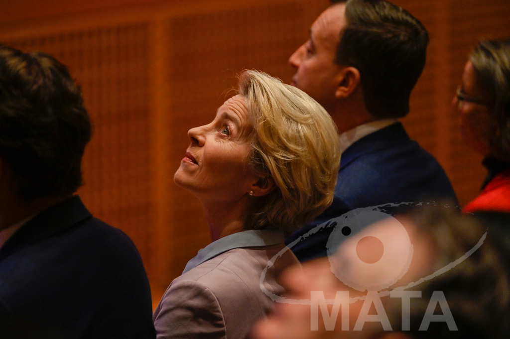 _DWI0462 | Politikerin Ursula von der Leyen beim CDU-NRW Neujahrsempfang in Düsseldorf. Düsseldorf, 28.01.2023 - Realisiert mit Pictrs.com