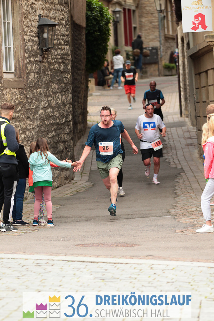 VR Bank Hauptlauf 10km | 3königslauf 2022 VR Bank Hauptlauf - Realisiert mit Pictrs.com