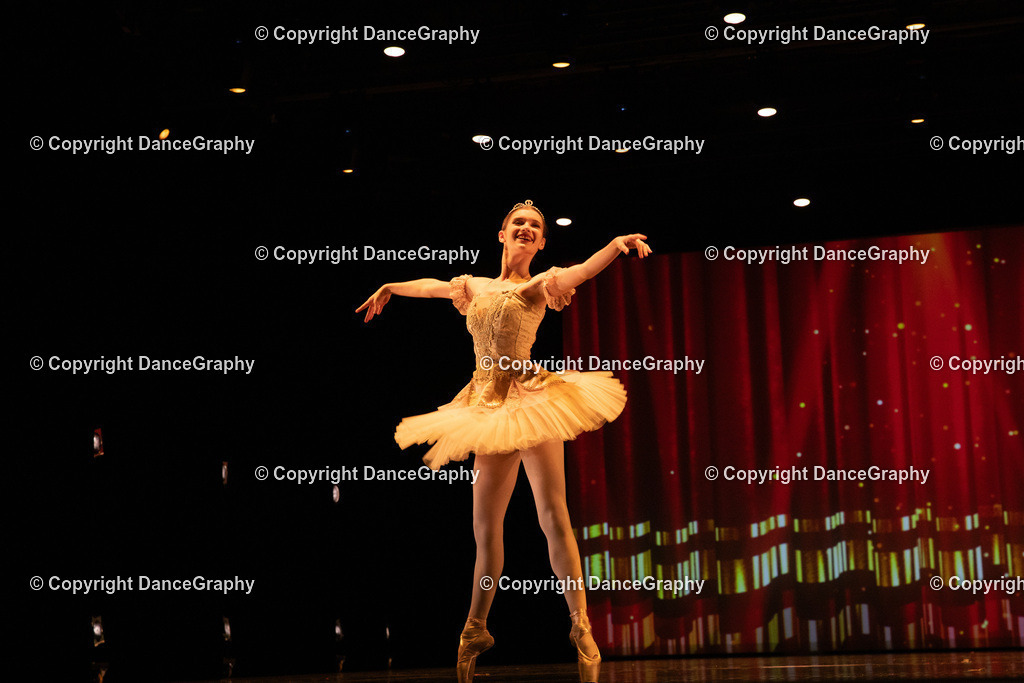 GPHY6853 | DanceGraphy - Realisiert mit Pictrs.com