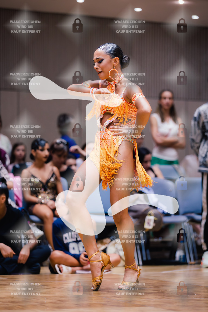 GOC 2025 - WDSF Solo Junior II Latin Female - 2025-08-21-8418 | Webshop for digital downloads and prints of dance sport, event & show photographer Julian Link - Realisiert mit Pictrs.com