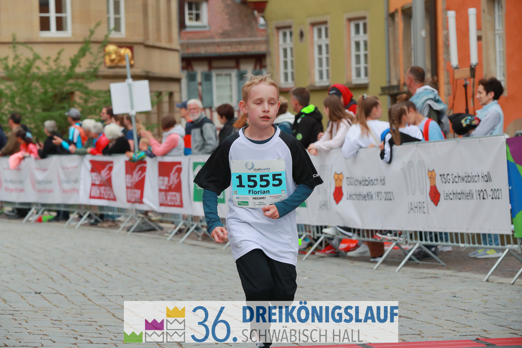 Stadtwerke Schüler und Jugendlauf 1,7km | 3koenigslauf 2022 Stadtwerke Schüler und Jugenlauf 1,7km - Realisiert mit Pictrs.com