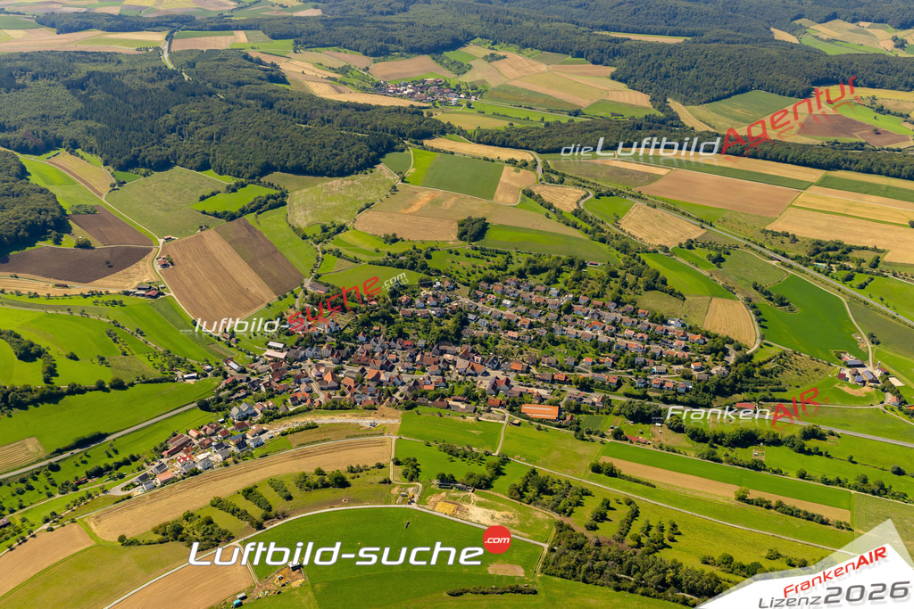 Das Luftbild zeigt : Stuppach Bad Mergentheim - Die Luftaufnahme wurde 2023 vom UL-Flugzeug aus erstellt ( keine Drohne ) - Hochauflösende Luftaufnahme - Für grossformatige Ausdrucke geeignet. Die Geschenkidee !Mit Lizenz und Bildrechte bestellbar