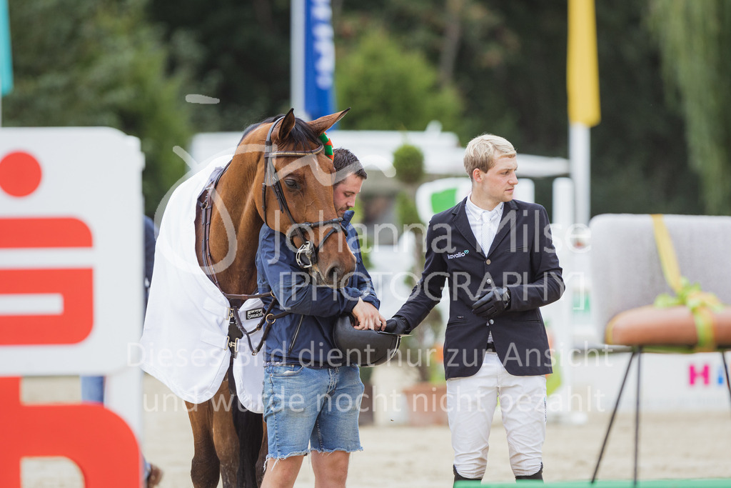 220731_BHO_GoldenTour-672 | Bexter Hof Open 2022
Golden Tour 
S**-Springen