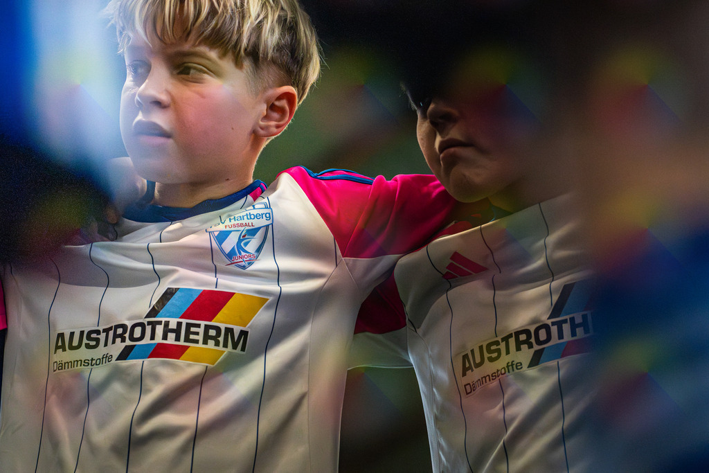 _BLR9138 | Professionelle Fußball- und Sportfotografie. Spielbilder online ansehen und kaufen – Einzelbilder oder komplette Galerien in hoher Qualität. - Realisiert mit Pictrs.com