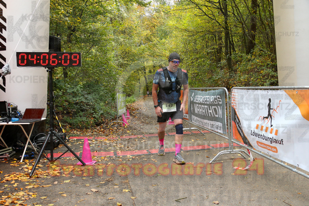 251026_1407_EX1_4123 | Sportfotografie im Rhein-Sieg Kreis, Köln, Bonn, NRW, Rheinland Pfalz, Hessen, etc. Unser Tätigkeitsfeld umfasst den Laufsport vom Volkslauf über den Marathon, Duathlon, Triathon bis zum Ultralauf wie Kölnpfad Ultra oder Schindertrail.