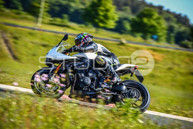 0157-250510_BOX-016_157 | Deine Full-Service-Agentur für ✔️Videoproduktionen und ✔️Motorsportfotografie Jetzt Angebot anfragen!