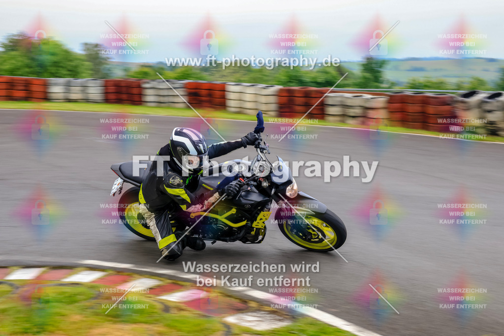 OBK-5537 | Hier findet Ihr Bilder von Touristenfahrten auf der Nürburgring Nordschleife oder von anderen Veranstaltungen die ich besucht habe. Viel Spass beim Durch Schauen 