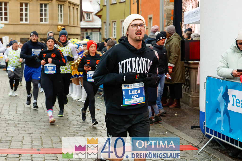 VR Bank Hauptlauf 10km | 40. Optima 3koenigslauf 2026 - Realisiert mit Pictrs.com