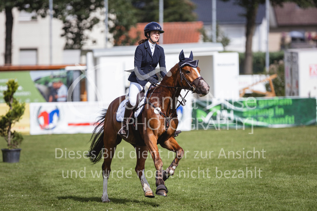 240719_LC_SprPf-A1-116 | Deine schönsten Turniermomente als professionelle Fotos! Entdecke hochwertige Pferdesport-Fotografie im Online-Shop. Jetzt Fotos finden & bestellen!