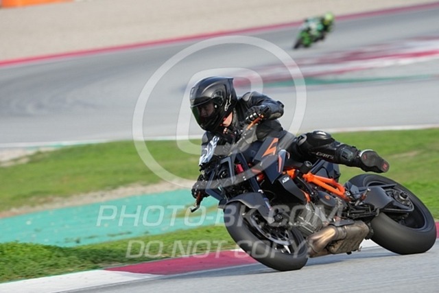 2024_10_27_PBK_32959 | Sportfotografie; SlowMotion; Video; Rennstrecke; Hafeneger; Speer; Racing; RSE; BMW; CBO; Trackday; Motorsportarena; Hockenheimring; Brno; Most; Barcelona; Valencia