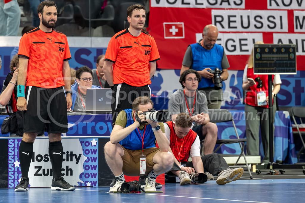 2025 Men's U19 WFC - Finland v Czechia | during 2025 Men's U19 WFC, Switzerland: 04.05.2025, Zürich, Swiss Life Arena.Event page: <a href="https://www.u19wfc2025.ch/">www.u19wfc2025.ch</a>Credit: Markus Aeschimann, <a href="https://markus-aeschimann.ch">markus-aeschimann.ch</a>Instagram: <a href="https://instagram.com/sportfotografie.aeschimann">@sportfotografie.aeschimann</a> - Realisiert mit Pictrs.com