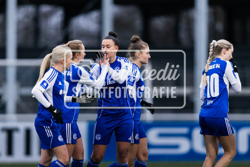 Fußball I Frauen I Saison 2025-2026 I Testspiel I FC Schalke 04 - SpVg Aurich I 14.02.2026-009 | realhellocedii - Realisiert mit Pictrs.com