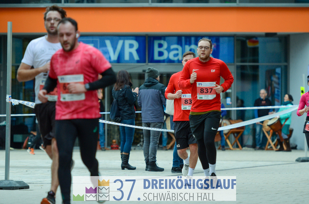 VR Bank Hauptlauf 10000m | 3 Koenigslauf 2023 - Realisiert mit Pictrs.com