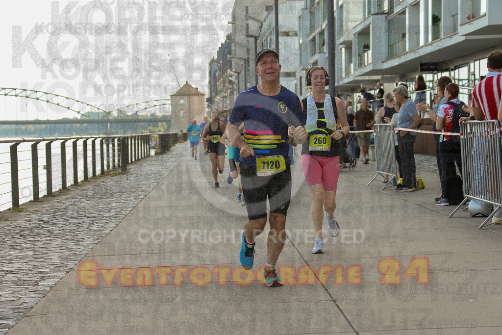 250920_1449_EX1_7778 | Sportfotografie im Rhein-Sieg Kreis, Köln, Bonn, NRW, Rheinland Pfalz, Hessen, etc. Unser Tätigkeitsfeld umfasst den Laufsport vom Volkslauf über den Marathon, Duathlon, Triathon bis zum Ultralauf wie Kölnpfad Ultra oder Schindertrail.