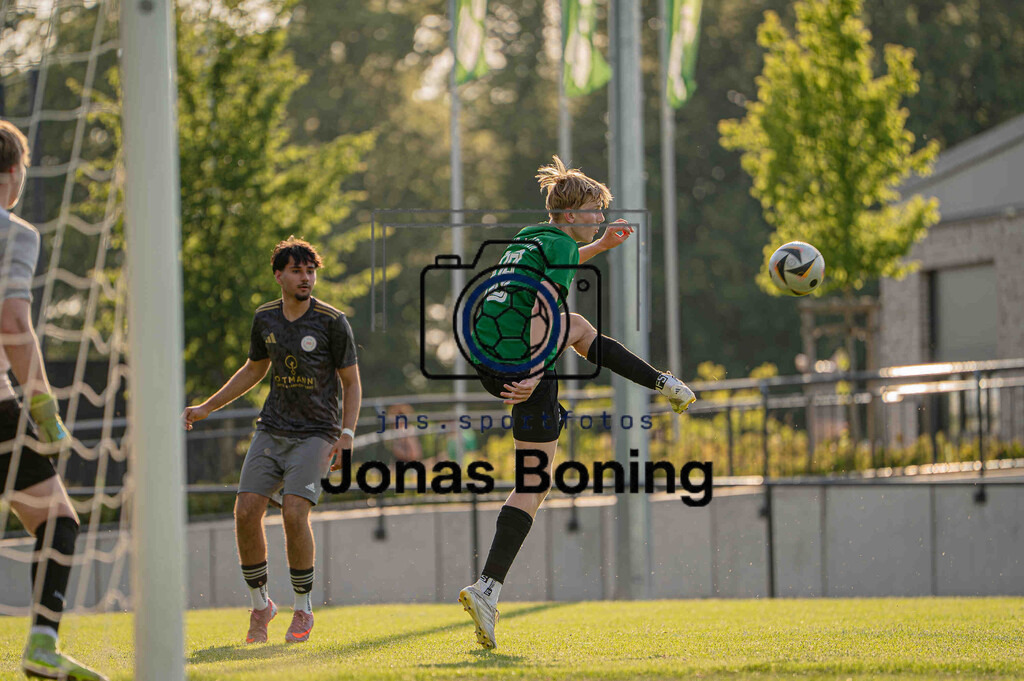 105 Jahre SFN Vechta I U19 Turnier I SFN Vechta - TuS Lutten - JSG ViLaBü I 27593 | jns.sportfotos - Realisiert mit Pictrs.com