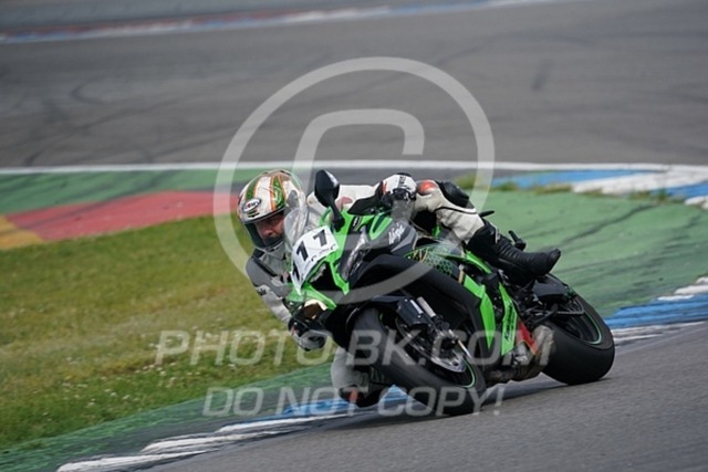 2022_05_10_PBK_34320 | Sportfotografie; SlowMotion; Video; Rennstrecke; Hafeneger; Speer; Racing; RSE; BMW; CBO; Trackday; Motorsportarena; Hockenheimring; Brno; Most; Barcelona; Valencia