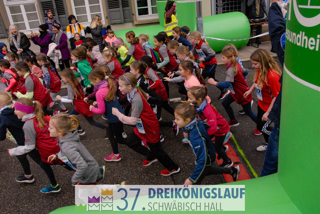 AOK JuniorCup 400m | 3Koenigslauf 2023 - Realisiert mit Pictrs.com