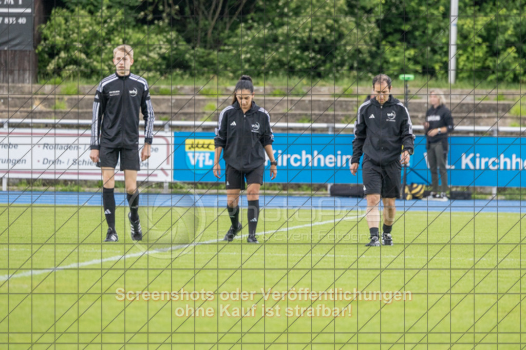 20250529_124334_0147 | #,  SGM Wendlingen-Ötlingen II (blau) vs. 1.FC Donzdorf II (schwarz), Fussball, Frauen-Bezirkspokal Finale Saison 2024/2025, Rasenplatz VfL Stadion Kirchheim, Jesinger Straße 105, 73230 Kirchheim, 29.05.2025 - 13:00 Uhr,Foto: PhotoPeet-Sportfotografie/Peter Harich