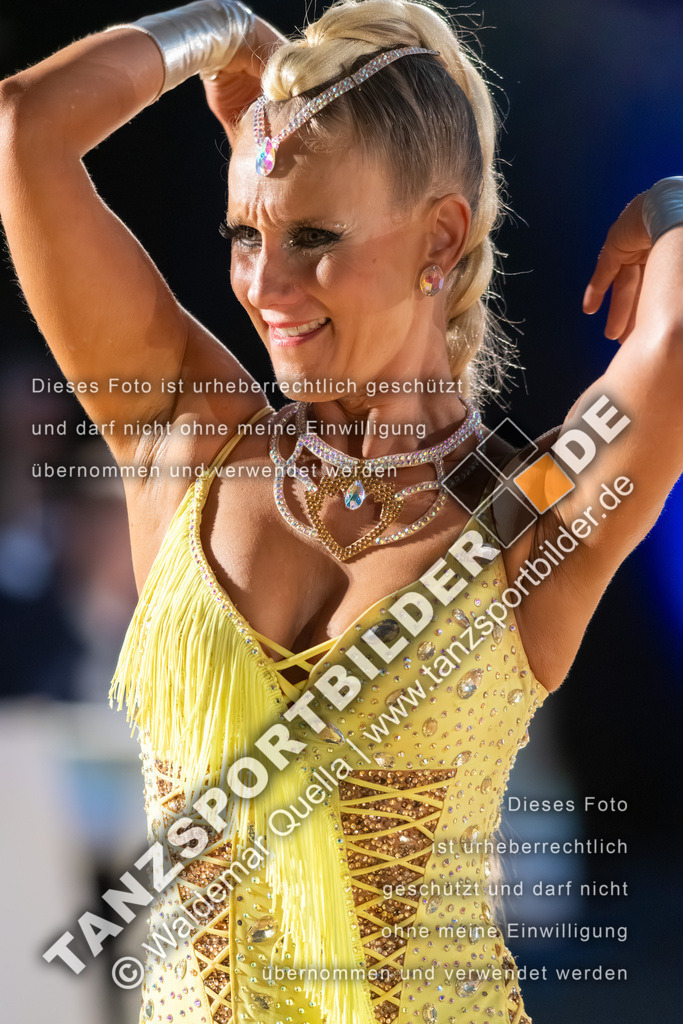 20260321-02485 | Hier finden Sie Tanz Bilder vom Latein und Standard Formationen tanzen. Sportbilder vom Tanzsport. Schöne Fotos und von Weltmeisterschaft, Europameisterschaft, Bundesliga, Regionalliga, Oberliga und Landesliga sowie von GOC Stuttgart, DanceComp, WM Bremen