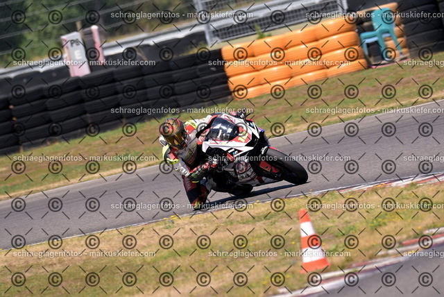 26bt04-2081 | markuskiefer.com - Realisiert mit Pictrs.com