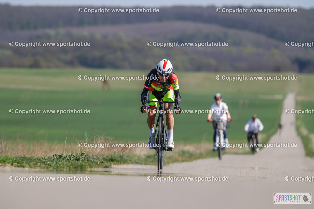 368A3596 | Neusiedlersee Radmarathon 2026@sportshot_your_pictrs #yourpictures#roadtowm2029 #nrm #neusiedlerseeradmarathon #neusiedlersee #neusiedlerseetourismus #burgenland #mörbisch #nrm26 #burgenlandtourismus #voglundco #poweredbyburgenlandtourismus #radsport #rad #marathon #ucigranfondo #visitburgenland #ucigranfondoworldseries