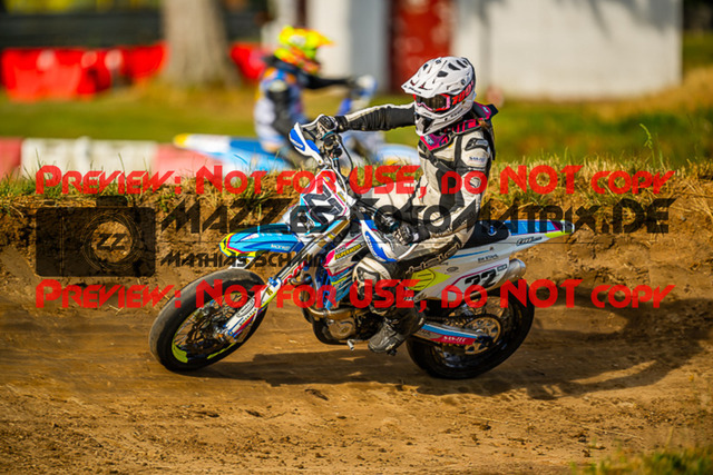 MaZZes_FotoMatrix_230701_5960 | S4