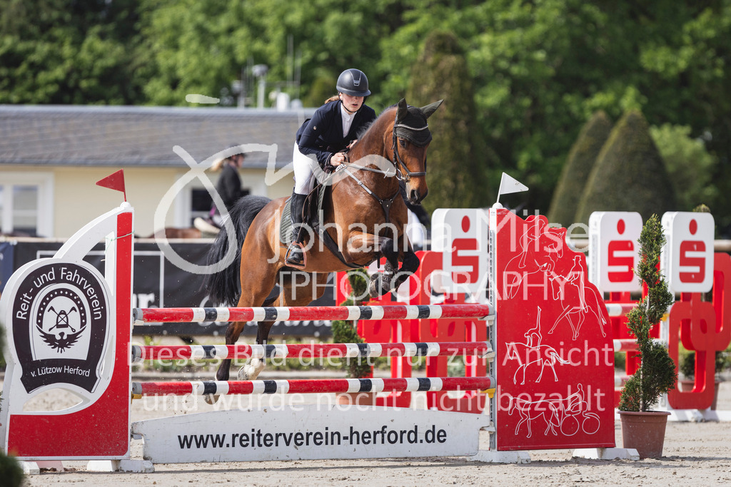 260510_PfSpTa_4_L-Stil-410 | Deine schönsten Turniermomente als professionelle Fotos! Entdecke hochwertige Pferdesport-Fotografie im Online-Shop. Jetzt Fotos finden & bestellen!