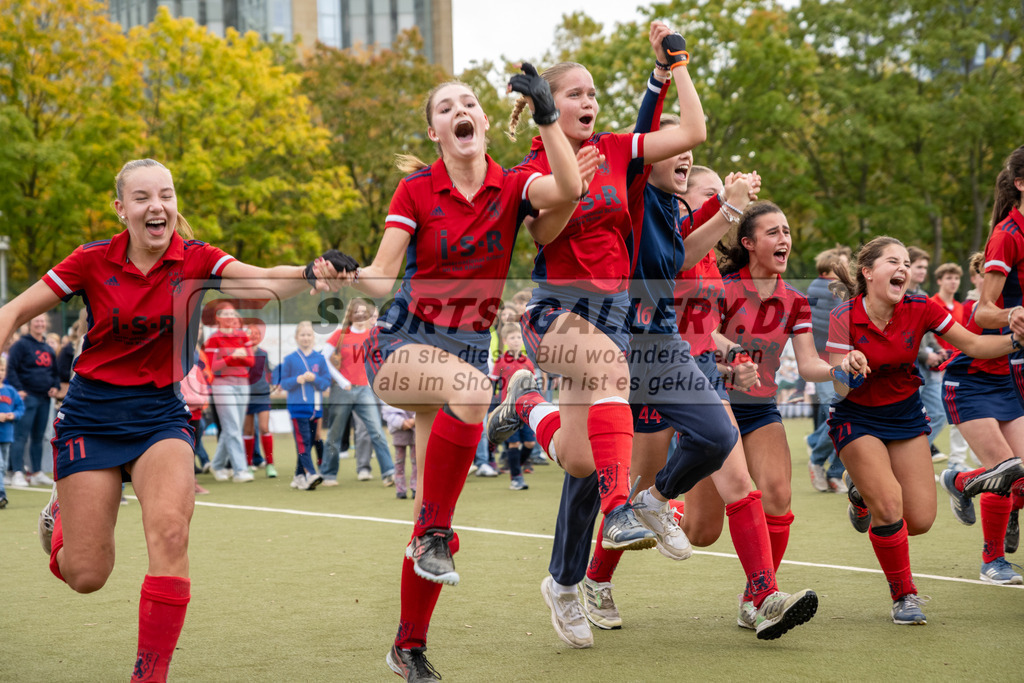 SFE_20231022_0194 | Deutsche Meisterschaft Weibliche U16 Finale Uhlenhorst Mülheim - Düsseldorfer HC am 22.10.2023 in Köln (Düsseldorfer Hockeyclub 1905 e.V.), Photo: Stephan Fehrmann 2023 (Sports-Gallery)