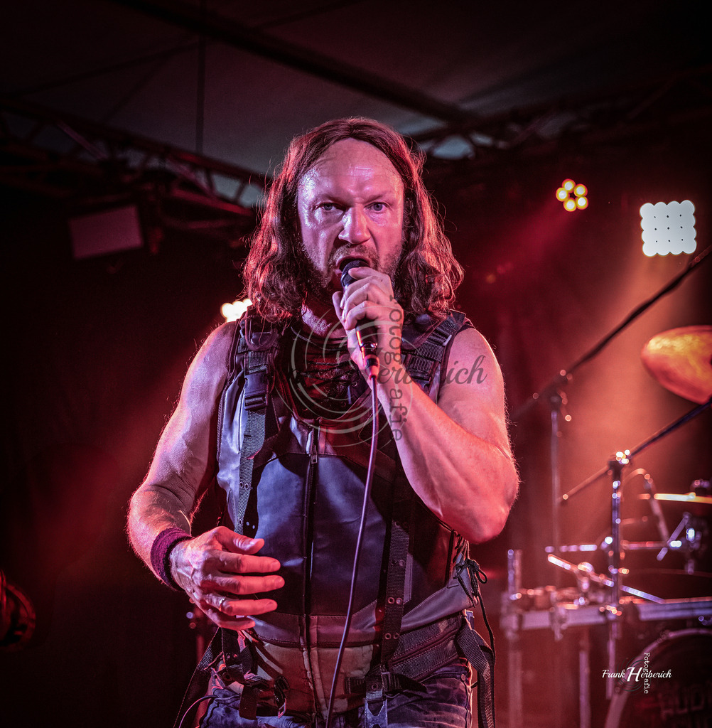 Audio Gun | Frank Herberich Fotografie, Frank Herberich, Fotografie, Hochzeit, Portrait, St. Peter Ording, Ording, Westerhever, Nordsee, Frank Fotografie, Hardheim,  Odenwald,Walldürn, Band,Eventfotografie - Realisiert mit Pictrs.com