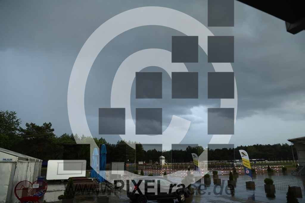social-20240604_33440 | Schöne Erinnerungen an spannende Momente - das festzuhalten ist unser Job. PIXELrace.de ist seit 2003 auf den Rennstrecken Europas unterwegs um die Action draußen beim Fahren und die wunderbare Stimmung imm Fahrerlager für euch einzufangen.