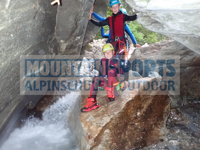 P7080033 | Bestelle die Bilder deines Berg- oder Wasser-Abenteuers mit Mountain Sports bequem von zu Hause aus direkt über unseren Online Fotoshop von pictrs.com. - Realisiert mit Pictrs.com