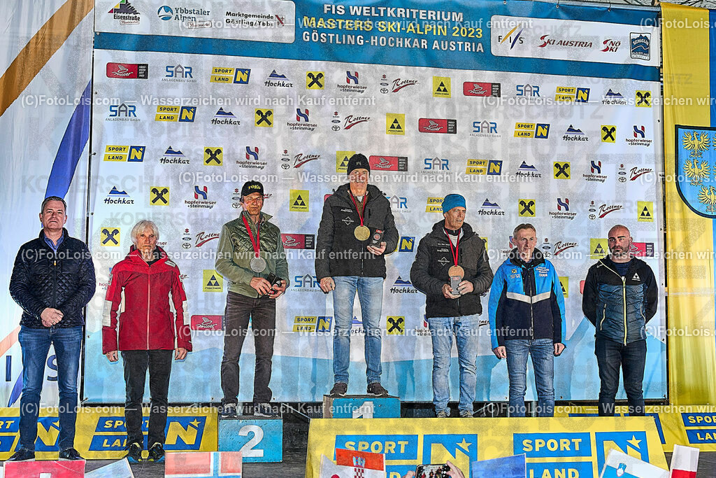 ALP4211_WCM-GS_Kat-B_Siegerehrung | (C)FotoLois.com, Alois Spandl, World Criterium Masters Ski Alpin 2023 Hochkar, Slalom C, GS-B, SuperGiant A, Di 21. März 2023.