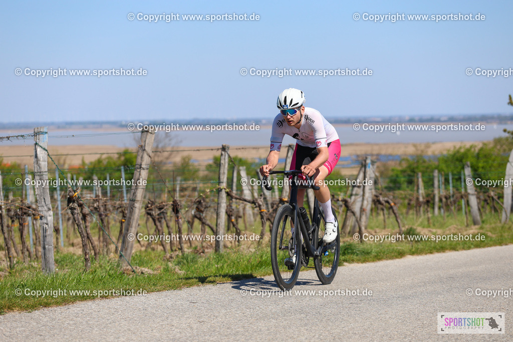 IMG_9634 | @sportshot_your_pictrs #yourpictures#roadtowm2029 #nrm #neusiedlerseeradmarathon #neusiedlersee #neusiedlerseetourismus #burgenland #mörbisch #nrm26 #burgenlandtourismus #voglundco #poweredbyburgenlandtourismus #radsport #rad #marathon #ucigranfondo #visitburgenland #ucigranfondoworldseries
