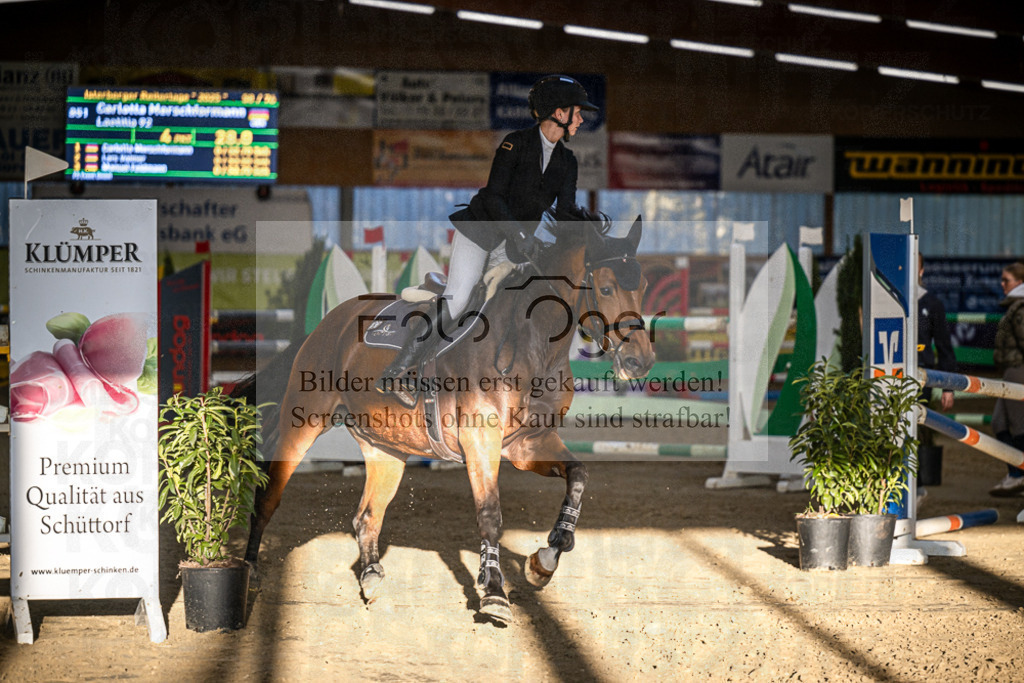 DOS_3257 | Entdecke hochwertige Reitturnierfotos von Foto Oger. Professionell, emotional und authentisch – jetzt Lieblingsmomente im Shop bestellen.Deutschlandweite Turnierfotografie. - Realisiert mit Pictrs.com