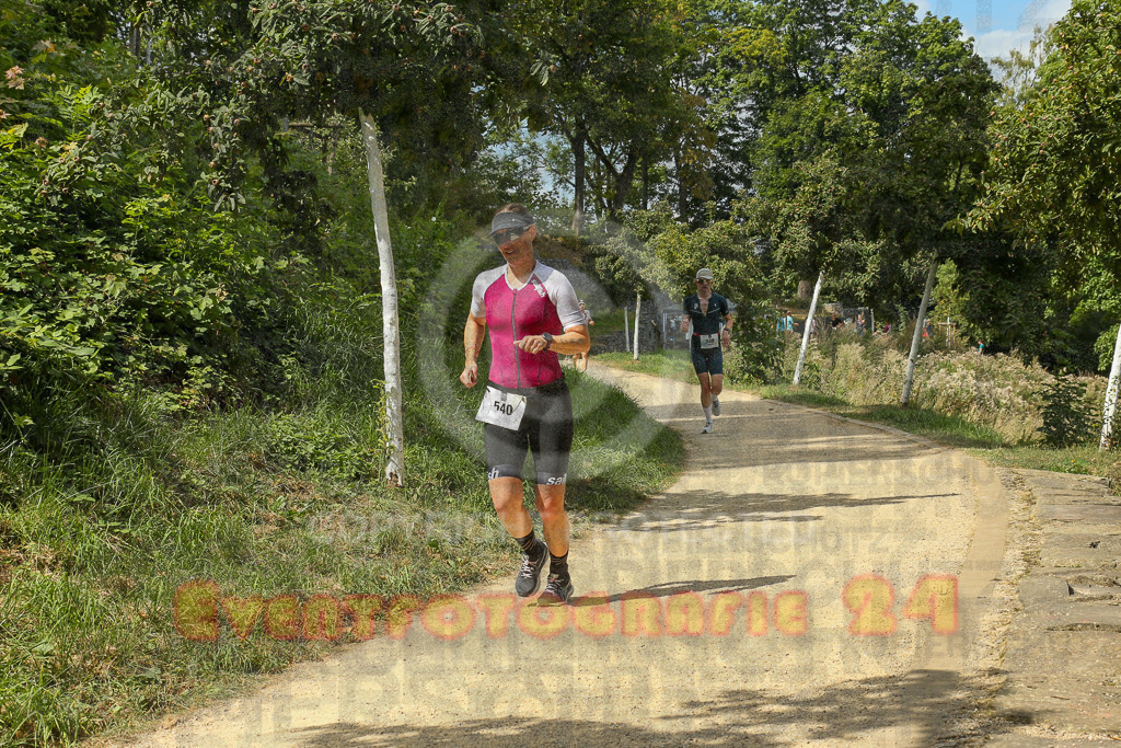 250824_1413_EX1_5423 | Sportfotografie im Rhein-Sieg Kreis, Köln, Bonn, NRW, Rheinland Pfalz, Hessen, etc. Unser Tätigkeitsfeld umfasst den Laufsport vom Volkslauf über den Marathon, Duathlon, Triathon bis zum Ultralauf wie Kölnpfad Ultra oder Schindertrail.