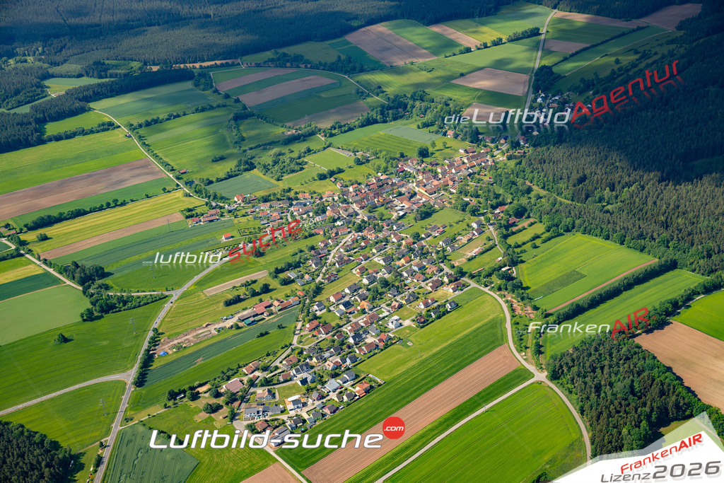Die Luftaufnahme Neudorf bei Luhe - Luhe-Wildenau wurde 2022 vom Flugzeug aus (keine Drohne) erstellt. Hohe Auflösung -für große Poster und Wandbilder geeignet - Garantiert!