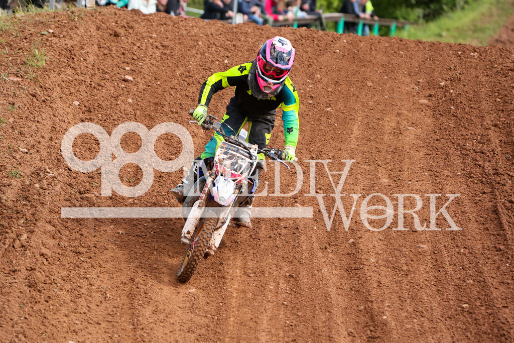 5E6A0921 | 989 MEDIAWORK