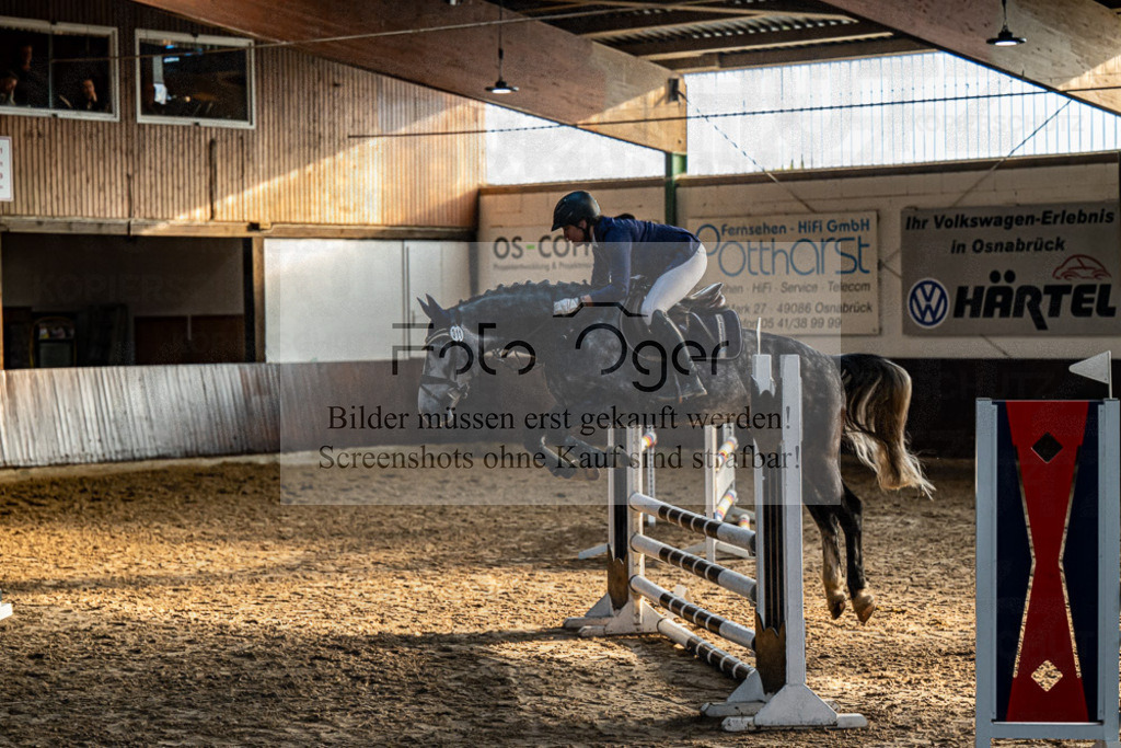 20240308-DOS_2454 | Entdecke hochwertige Reitturnierfotos von Foto Oger. Professionell, emotional und authentisch – jetzt Lieblingsmomente im Shop bestellen.Deutschlandweite Turnierfotografie. - Realisiert mit Pictrs.com