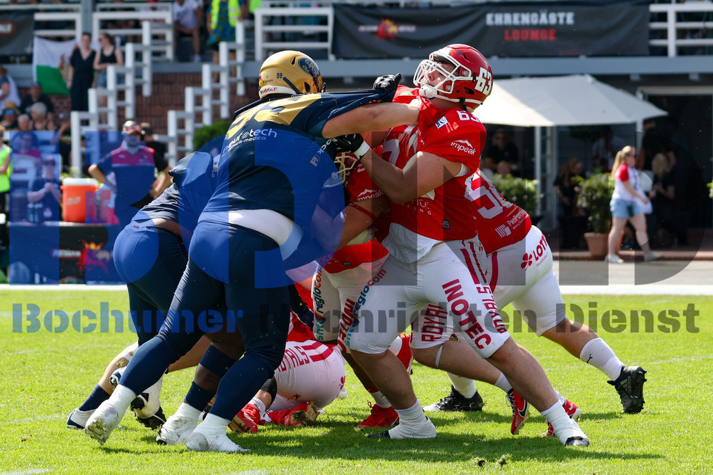 GFL: Potsdam Royals vs. Dresden Monarchs{date} -  | {headline}(Foto: Thomas Sobotzki / BOND) - Realisiert mit Pictrs.com