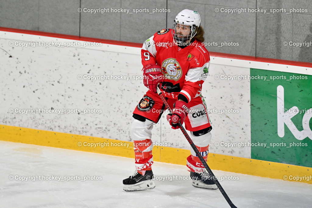 ESV Ferlach vs. UECR Eisbären Huben | #9 Steiner Markus ESV Ferlach, ESV Ferlach vs. UECR Eisbären Huben, ESV Ferlach vs. UECR Eisbären Huben am 31.10.2025 in Ferlach (HTC Eishalle Ferlach), Austria, (Photo by Bernd Stefan)